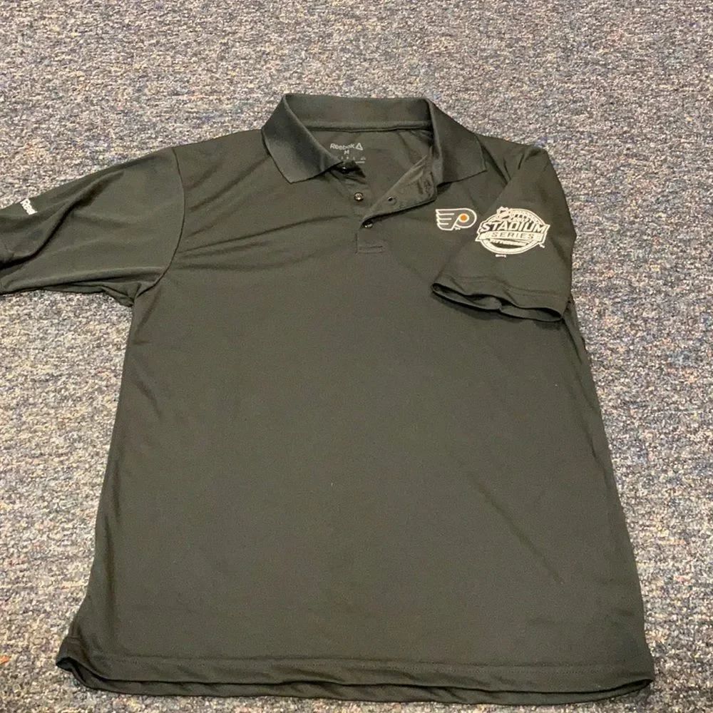 Reebok NHL Stadium Series Polo Shirt sz. M